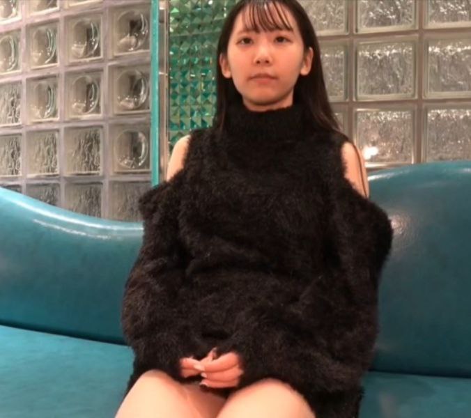 制服美骚勾搭两粉一起3P